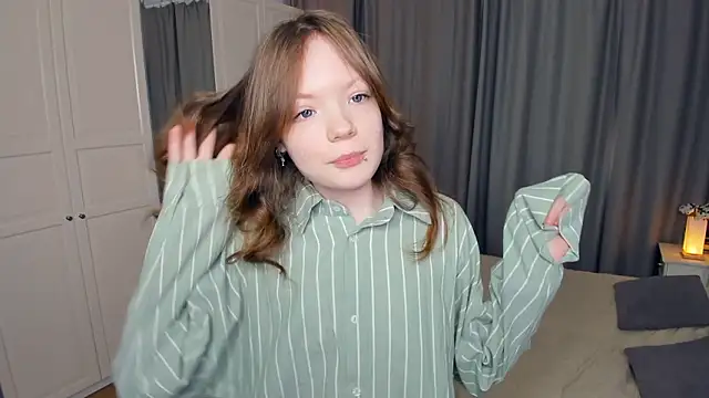 LavenderMitten online show from 02-22-26, 07:08