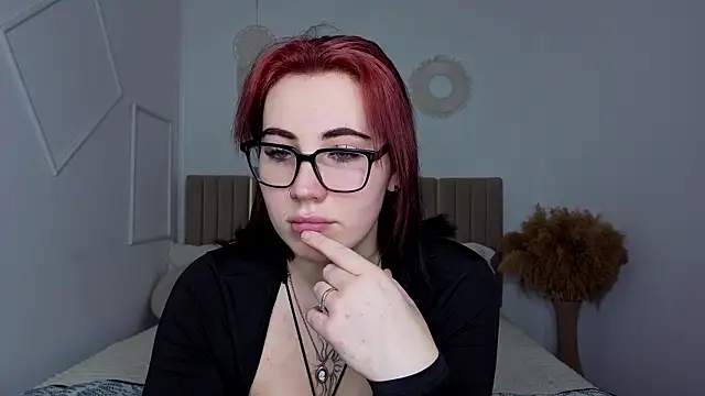 Snapshot of Kittycat_meooow chatting on 02-13-26, 11:12 Kittycat meooow online show from 02-13-26, 11:12