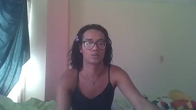 Snapshot of horny_brii chatting on 06-17-26, 06:31 horny brii online show from 06-17-26, 06:31