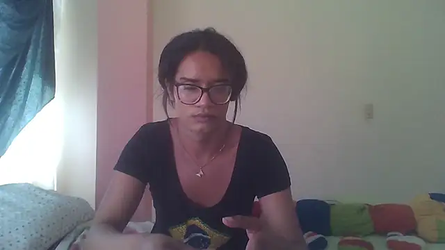 Snapshot of horny_brii chatting on 06-30-26, 07:15 horny brii online show from 06-30-26, 07:15