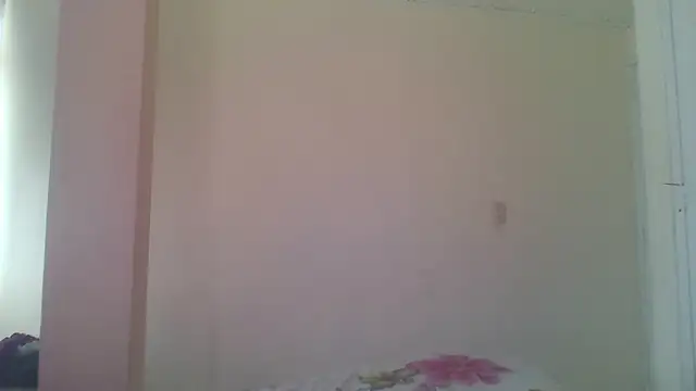 Snapshot of horny_brii chatting on 07-08-26, 06:34 horny brii online show from 07-08-26, 06:34