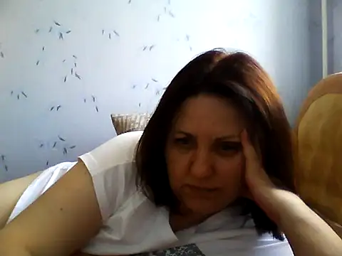 Snapshot of LockyCharm111 chatting on 06-10-26, 07:40 LockyCharm111 online show from 06-10-26, 07:40