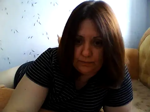 Snapshot of LockyCharm111 chatting on 07-01-26, 04:29 LockyCharm111 online show from 07-01-26, 04:29