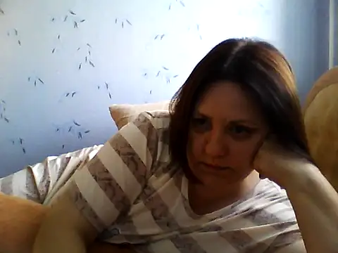 Snapshot of LockyCharm111 chatting on 07-27-26, 04:19 LockyCharm111 online show from 07-27-26, 04:19