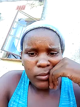 MrsTrina online show from 02-25-26, 01:43