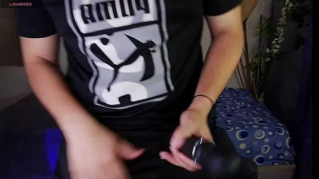 eithan jonnes online show from 04-19-26, 02:16