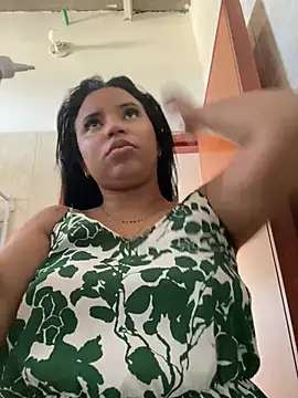 Snapshot of Lucy_strong1 chatting on 02-25-26, 09:13 Lucy strong1 online show from 02-25-26, 09:13