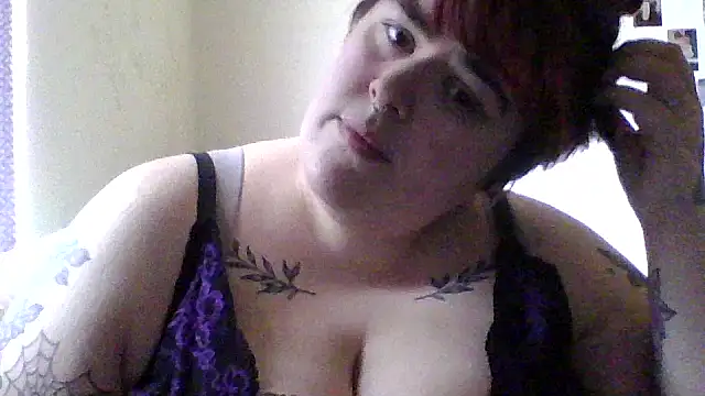 Snapshot of BBWBlossom_ chatting on 03-03-26, 10:43 BBWBlossom online show from 03-03-26, 10:43