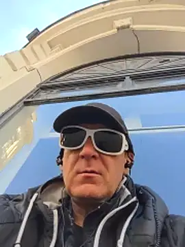 sk8brd snwbrd no snitch online show from 04-27-26, 01:42