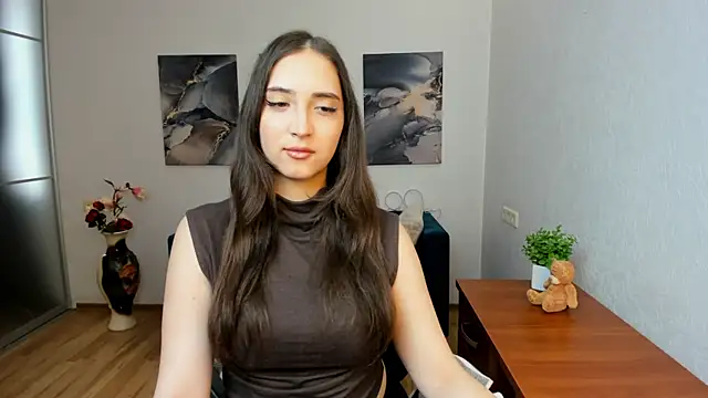 Effy Royse online show from 04-06-26, 05:41