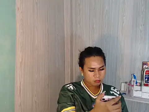 Snapshot of mauie69 chatting on 04-01-26, 03:40 mauie69 online show from 04-01-26, 03:40