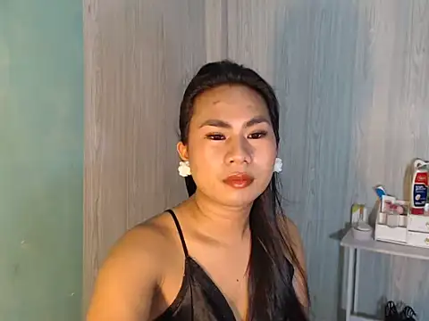 Snapshot of mauie69 chatting on 06-22-26, 10:29 mauie69 online show from 06-22-26, 10:29
