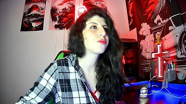 Snapshot of Baby_miacaro chatting on 02-19-26, 01:01 Baby miacaro online show from 02-19-26, 01:01