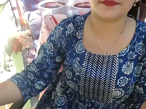  chitranshi online show from 04-25-26, 04:37