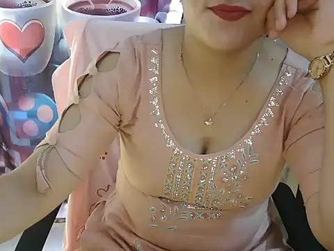  chitranshi online show from 04-26-26, 05:49