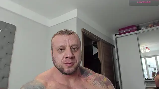 Snapshot of Samson_Legend chatting on 01-13-25, 11:52 Samson Legend online show from 01-13-25, 11:52