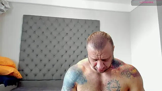 Snapshot of Samson_Legend chatting on 10-13-25, 10:59 Samson Legend online show from 10-13-25, 10:59