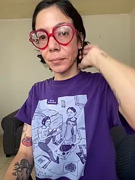JeanneDuval8888 online show from 05-12-26, 10:40