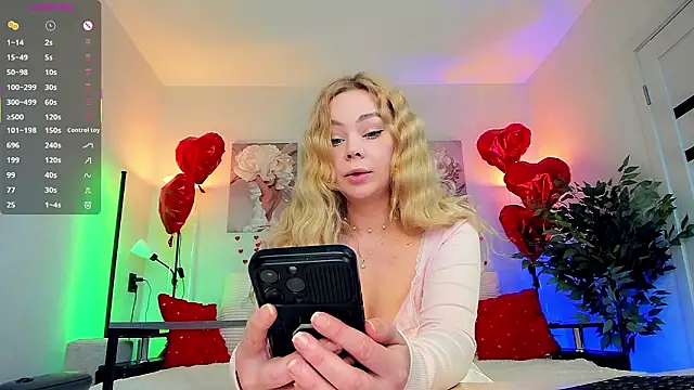 Snapshot of caty_kiss chatting on 03-01-26, 02:13 caty kiss online show from 03-01-26, 02:13