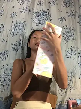 Snapshot of Asianpinay_Skinny1818 chatting on 07-14-26, 10:21 Asianpinay Skinny1818 online show from 07-14-26, 10:21