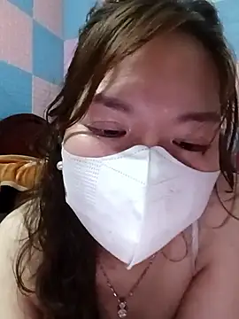 Snapshot of Trang26 chatting on 02-22-26, 03:54 Trang26 online show from 02-22-26, 03:54