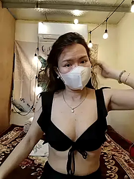 Snapshot of Trang26 chatting on 02-23-26, 04:21 Trang26 online show from 02-23-26, 04:21