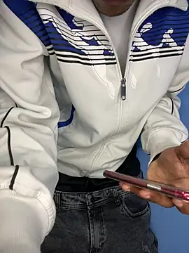 Snapshot of mondacuo3000 chatting on 02-28-26, 11:44 mondacuo3000 online show from 02-28-26, 11:44