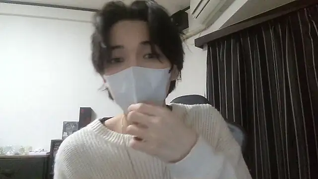 Snapshot of raitokun5555 chatting on 04-09-26, 12:32 raitokun5555 online show from 04-09-26, 12:32