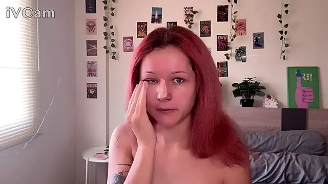 Snapshot of pixieyes00n chatting on 02-18-26, 02:18 pixieyes00n online show from 02-18-26, 02:18