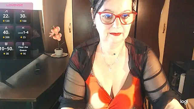 exiMIlf online show from 05-31-26, 11:06