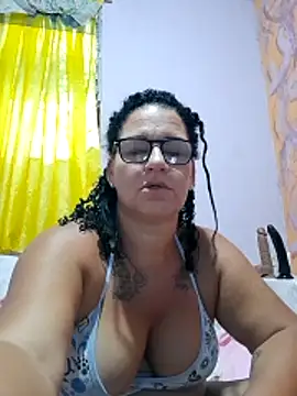Snapshot of Monalinda-hot chatting on 02-19-26, 10:44 Monalinda-hot online show from 02-19-26, 10:44