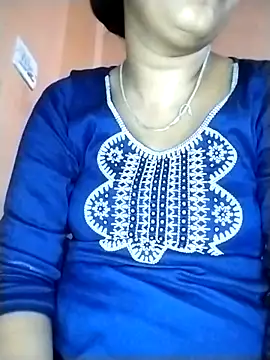 Snapshot of Nency_Love143 chatting on 04-25-26, 06:49 Nency Love143 online show from 04-25-26, 06:49