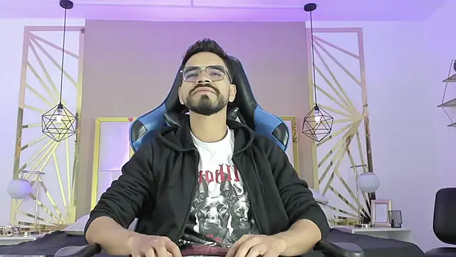 Snapshot of HotPulse_vc chatting on 02-11-26, 12:43 HotPulse vc online show from 02-11-26, 12:43