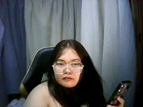 xia xoxo  online show from 05-08-26, 03:45