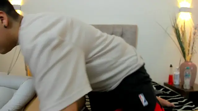 Gaia n Nix online show from 04-05-26, 04:20