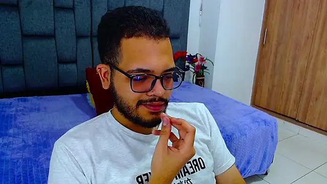 Snapshot of J_black_ chatting on 02-26-26, 09:03 J black online show from 02-26-26, 09:03