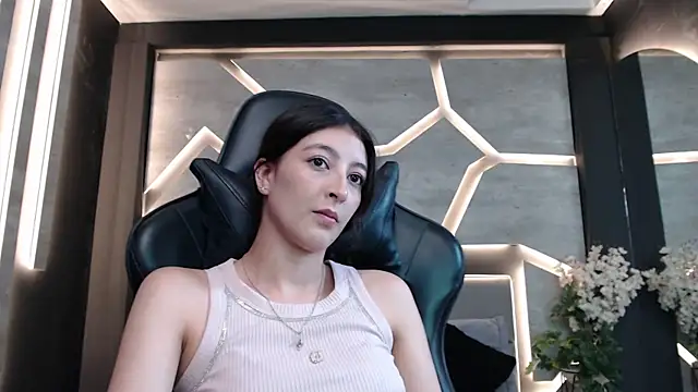 Snapshot of SinLickerr chatting on 03-02-26, 07:43 SinLickerr online show from 03-02-26, 07:43