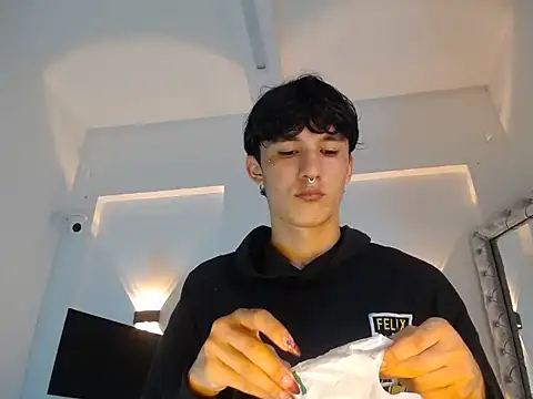 jullian ricci online show from 04-08-26, 08:53