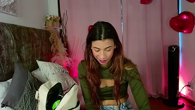 Snapshot of MelanyStone_ chatting on 02-18-26, 12:12 MelanyStone online show from 02-18-26, 12:12