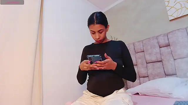 Snapshot of MelanyStone_ chatting on 05-04-26, 01:07 MelanyStone online show from 05-04-26, 01:07