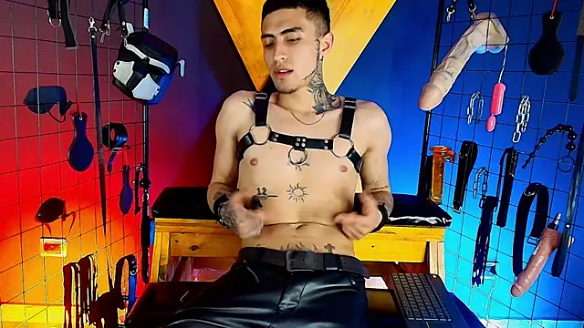 Snapshot of Master_kingsadic chatting on 02-26-26, 09:19 Master kingsadic online show from 02-26-26, 09:19