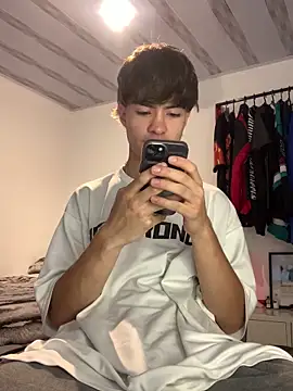 Gatito gg online show from 03-04-26, 01:33