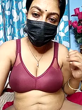 miss pompa online show from 02-18-26, 06:15