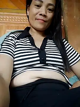 Snapshot of molly-xx chatting on 06-16-26, 07:33 molly-xx online show from 06-16-26, 07:33