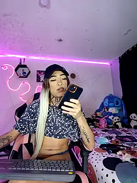 Violeta R  online show from 04-06-26, 04:46