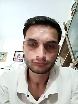 Snapshot of Beinghorny83 chatting on 02-20-26, 03:58 Beinghorny83 online show from 02-20-26, 03:58