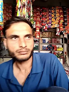 Snapshot of Beinghorny83 chatting on 03-02-26, 06:58 Beinghorny83 online show from 03-02-26, 06:58