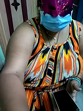 Snapshot of 02Roshni chatting on 02-23-26, 04:37 02Roshni online show from 02-23-26, 04:37