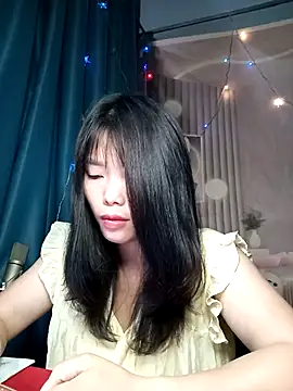 Girl-crazy1 online show from 04-16-26, 11:51