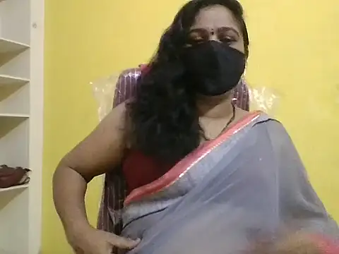 anu-reddyy online show from 04-18-26, 04:27